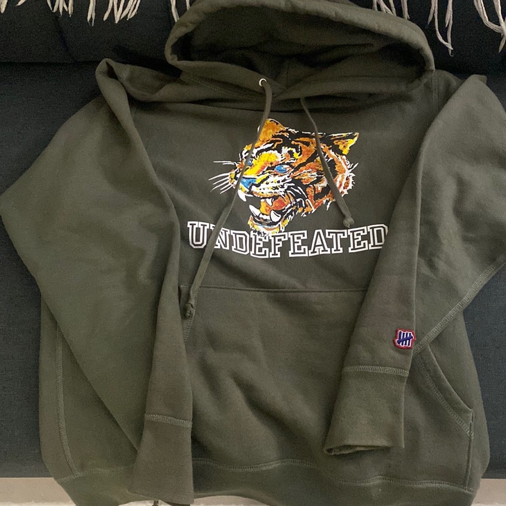 Undefeated Mens Size Medium Hoodie Olive/Khaki Green